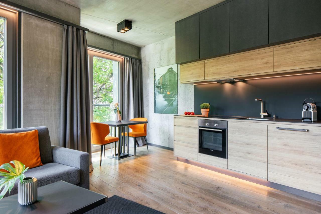 Downtown Mitte 4*